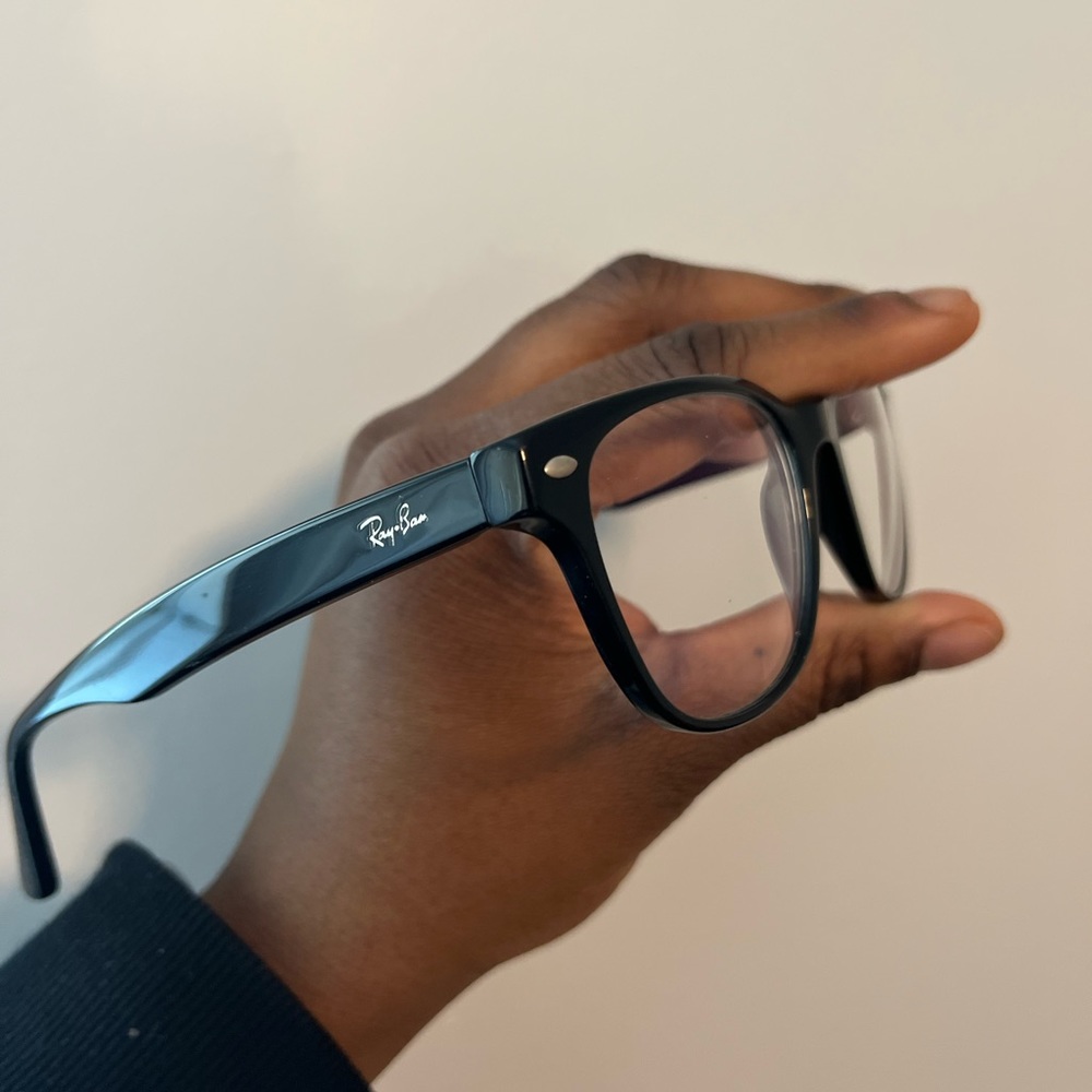 Black Ray-Ban glasses - Picture 4 of 6